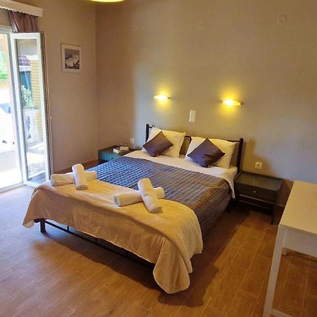 Corfu Studio 4U Roda  Luaran gambar